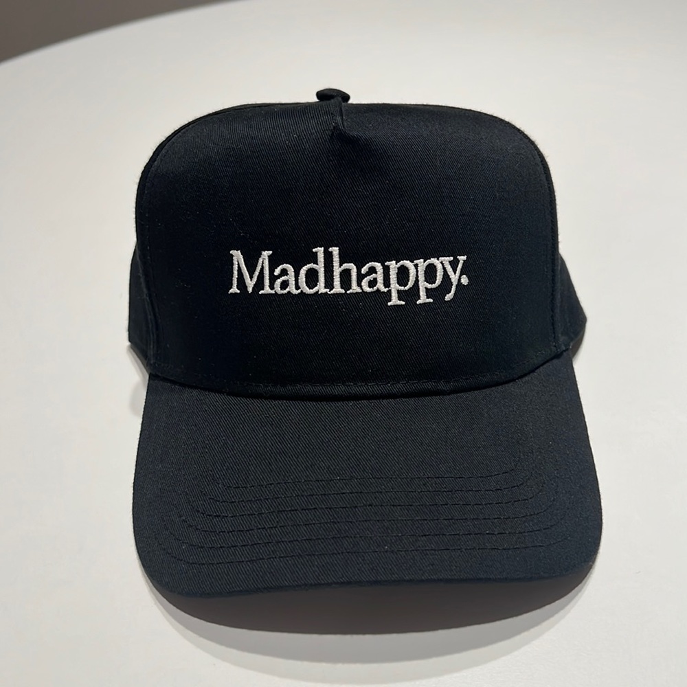 MADHAPPY TRUCKER HAT